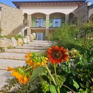 https://orchidea-del-garda.hotelinveneto.com